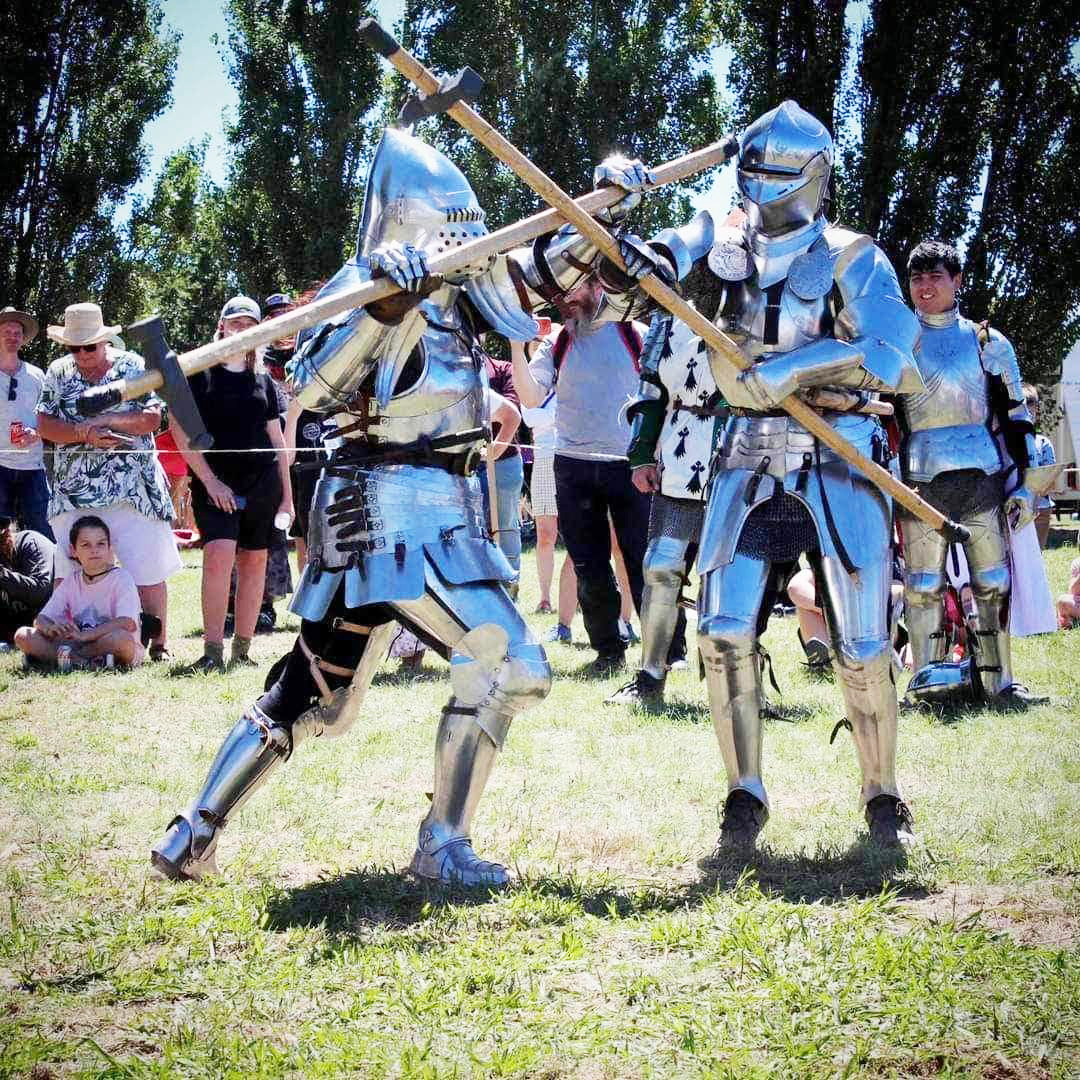 Armoured combat display at Tarago Medieval Faire